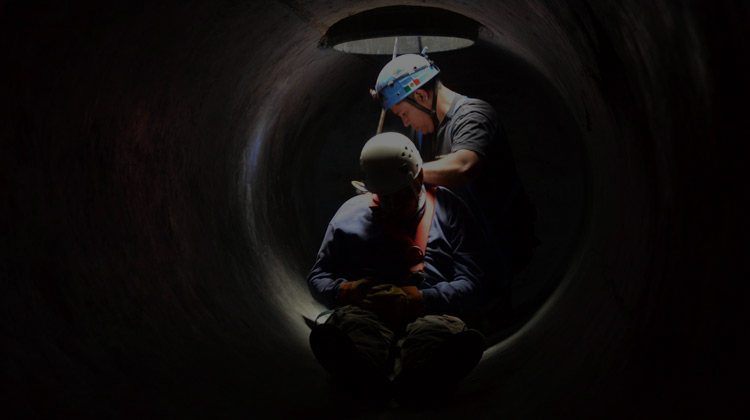 Trabajos <br> en espacios confinados